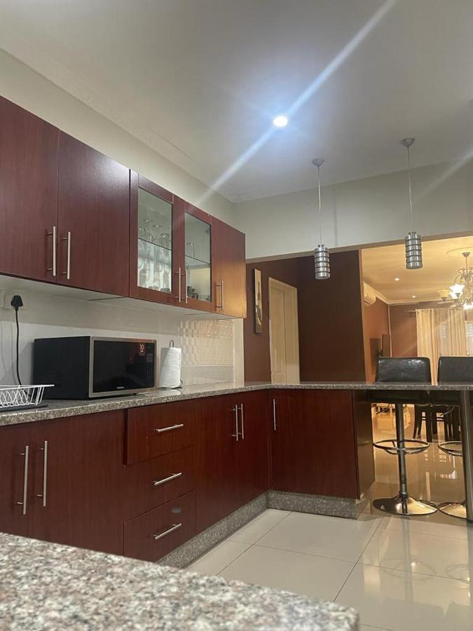 Meanwood Place Apartments 卢萨卡 外观 照片