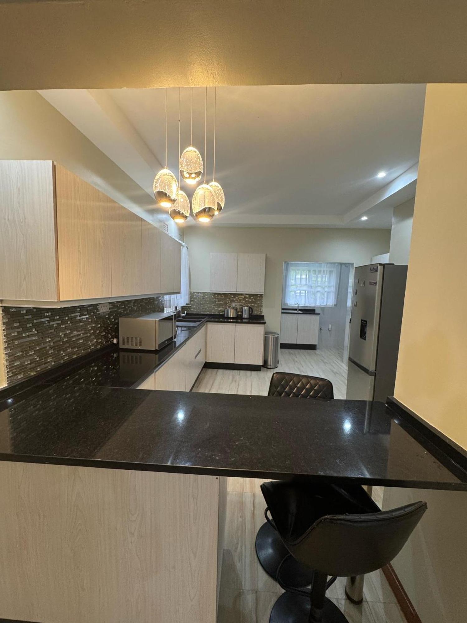 Meanwood Place Apartments 卢萨卡 外观 照片